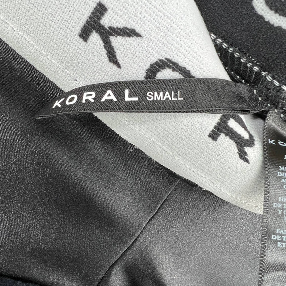 Peloton x Koral Womens Size S Aden Infinity Legging Spellout Logo Contrast Waist - Picture 8 of 10